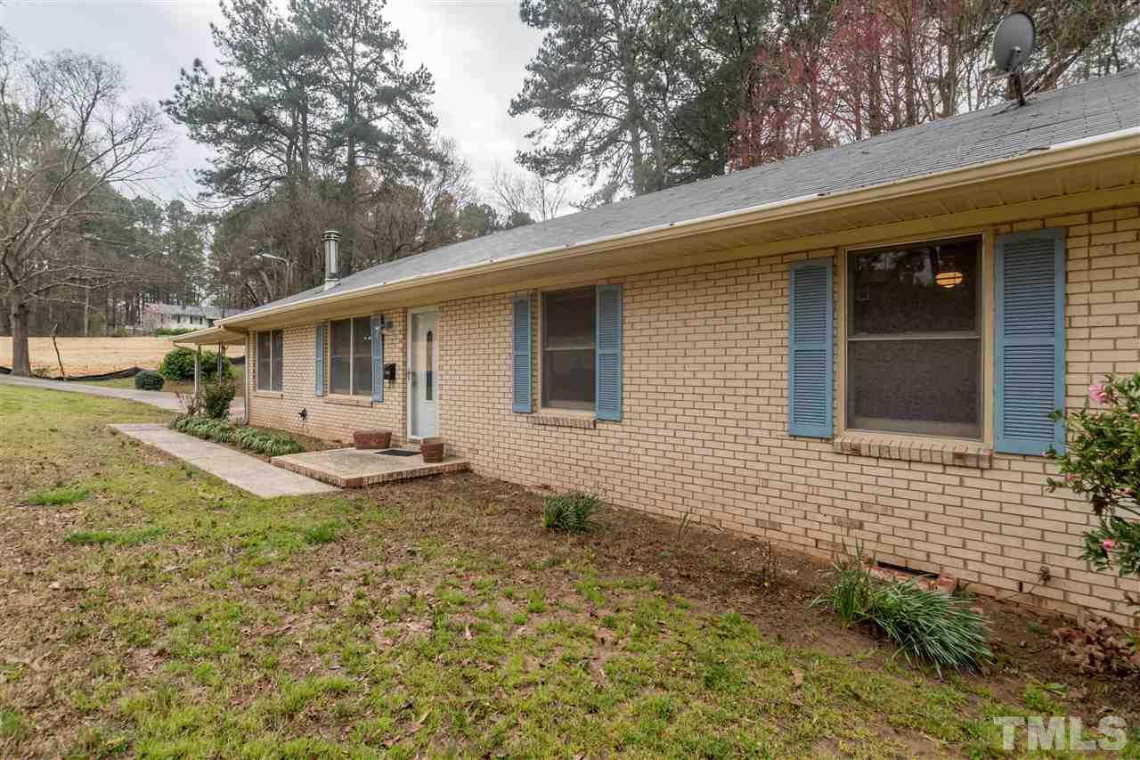 1505 Amberley Drive - Photo 1