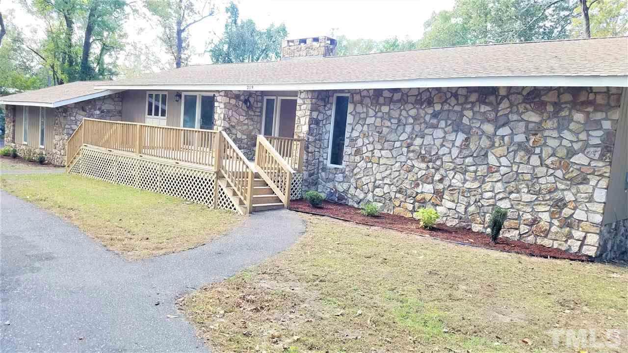219 Hillcrest Drive - Photo 1