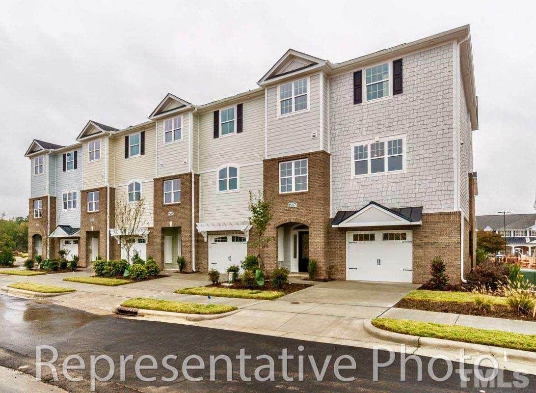 1703 Gathering Park Circle - Photo 1 1703 Gathering Park Circle - Photo 1