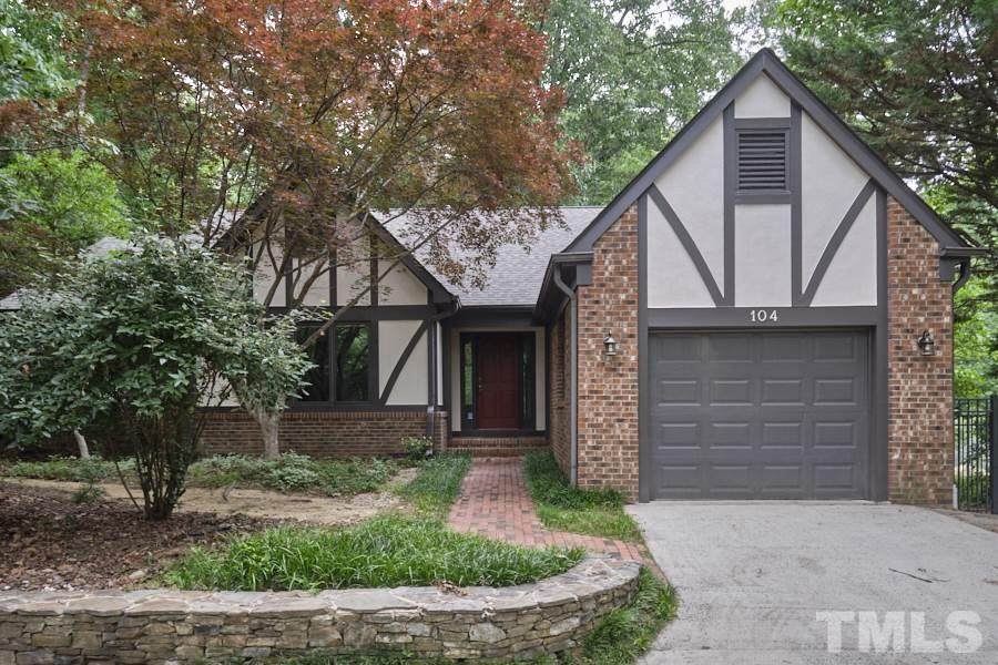 104 Mullin Court - Photo 1