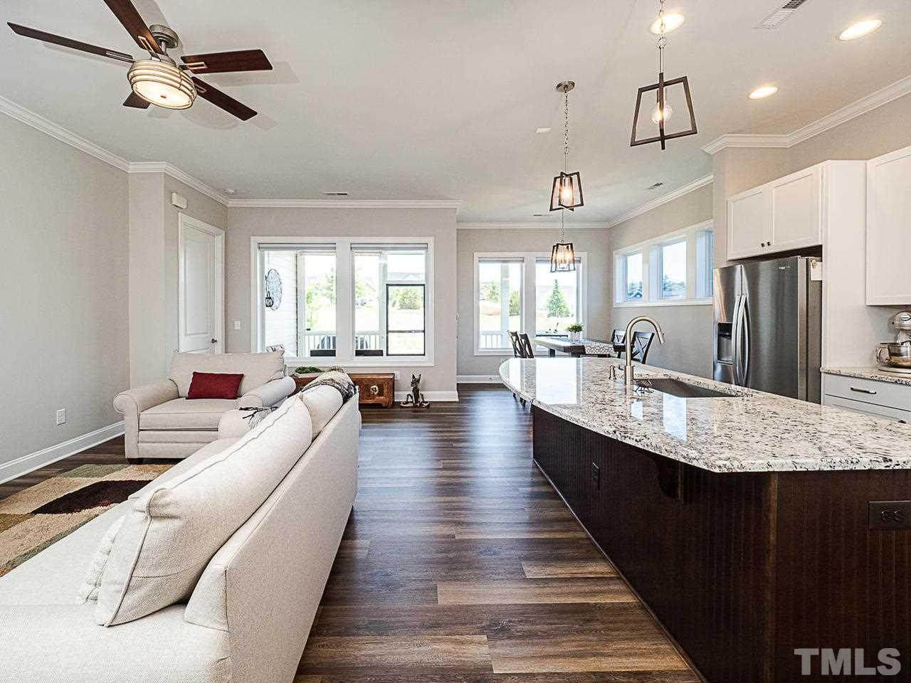 272 Abercorn Circle - Photo 1