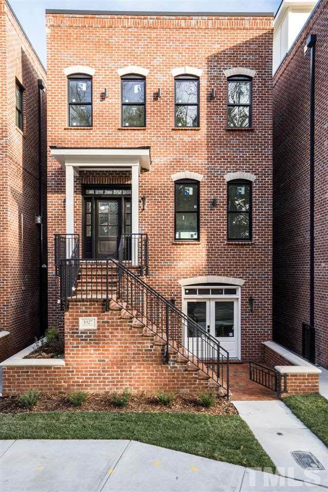 1027 Duke Street - Photo 1