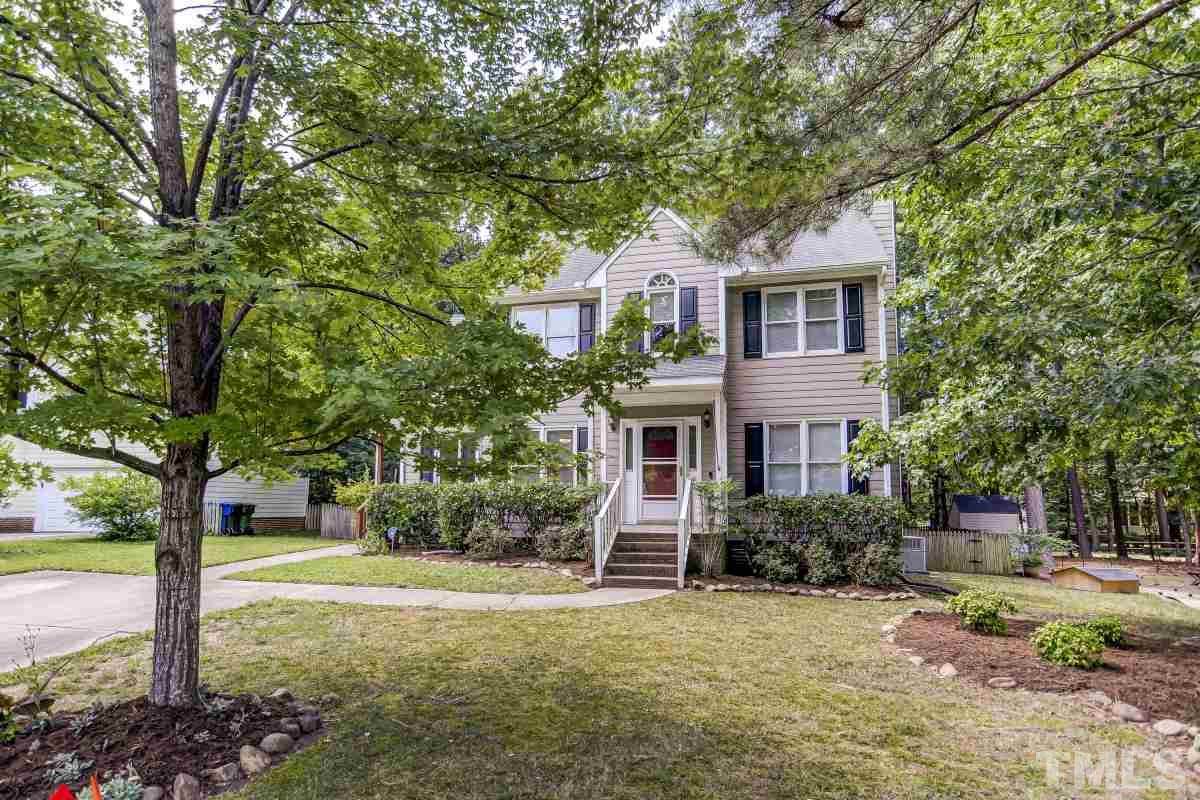9 Bridgeport Drive - Photo 1