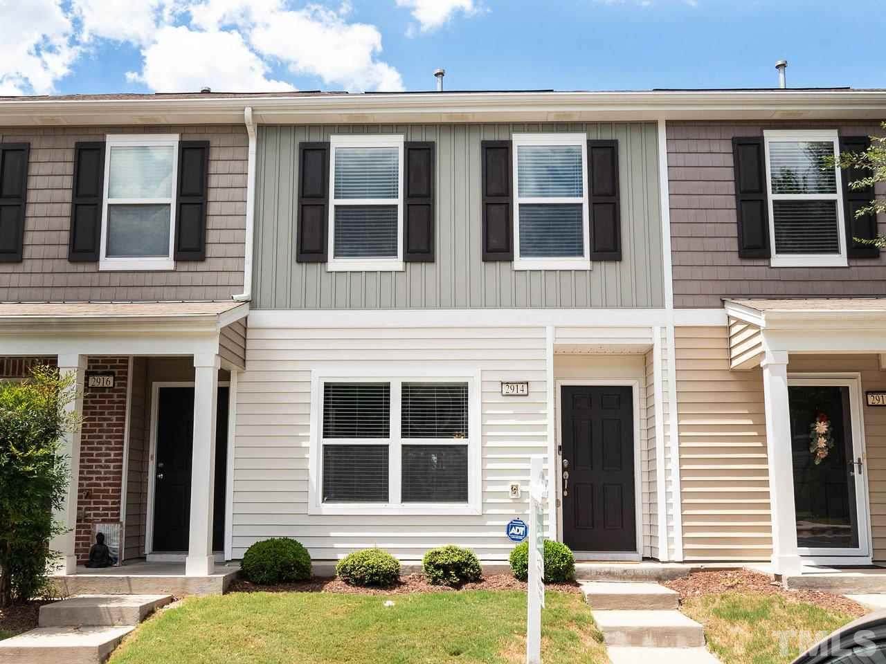 2914 Berkeley Springs Place - Photo 1