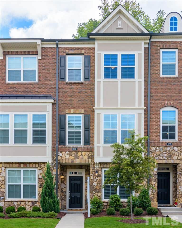 827 Bankston Woods Way - Photo 1