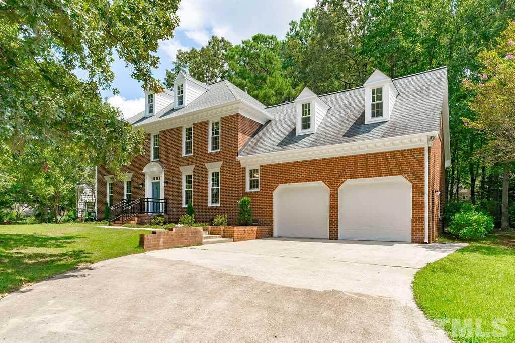 102 Lochfield Drive - Photo 1
