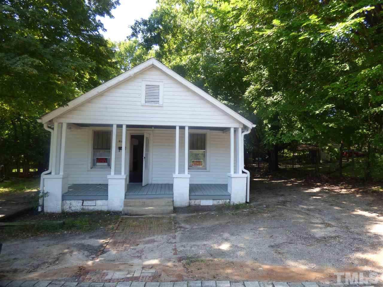 916 Gay Street - Photo 1