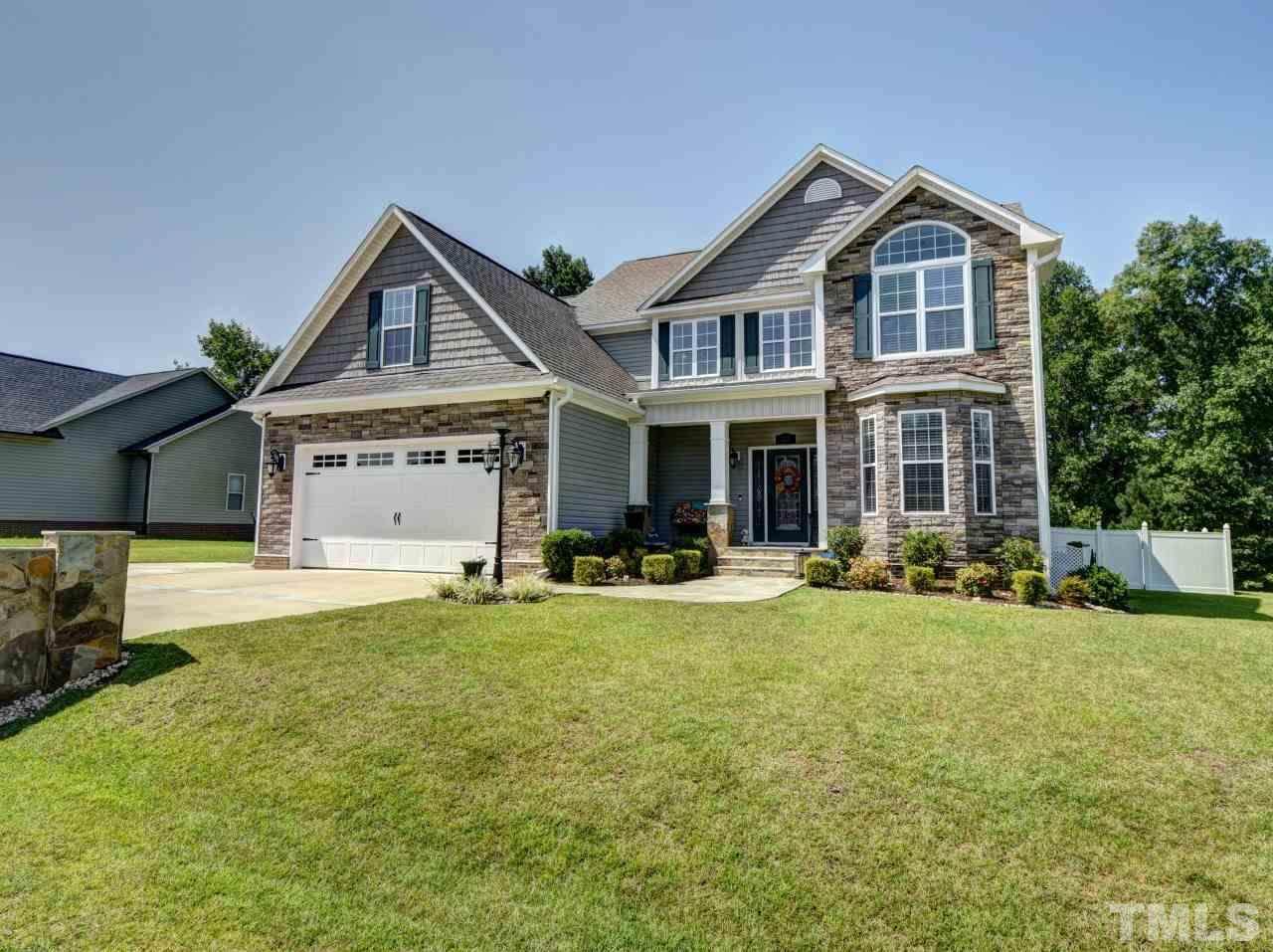 33 Summerglow Court - Photo 1