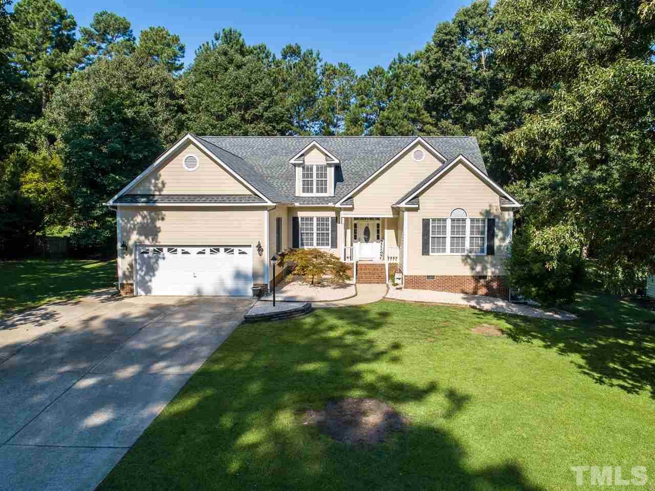 214 Waverly Drive - Photo 1