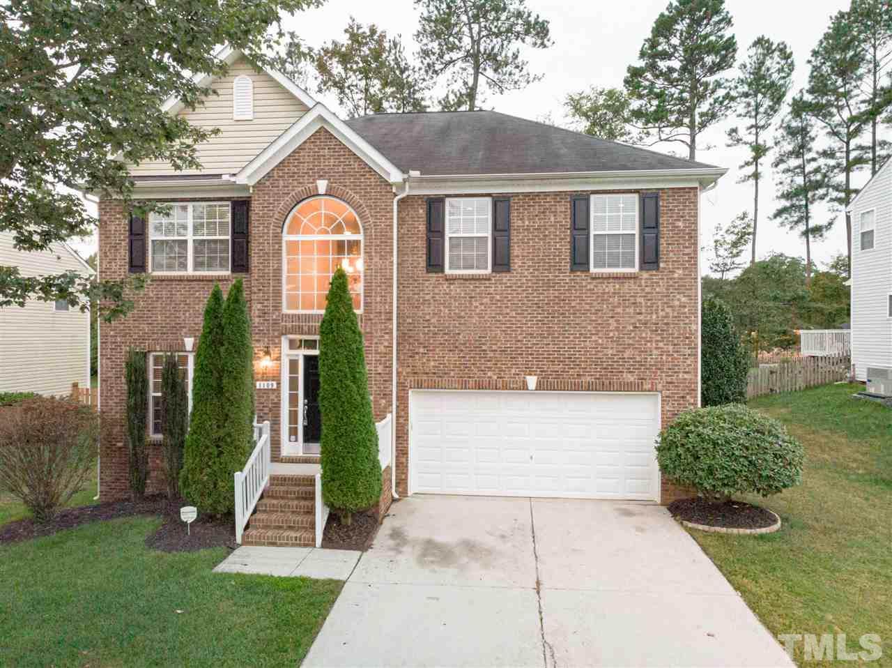 1109 Chamberwell Avenue - Photo 1
