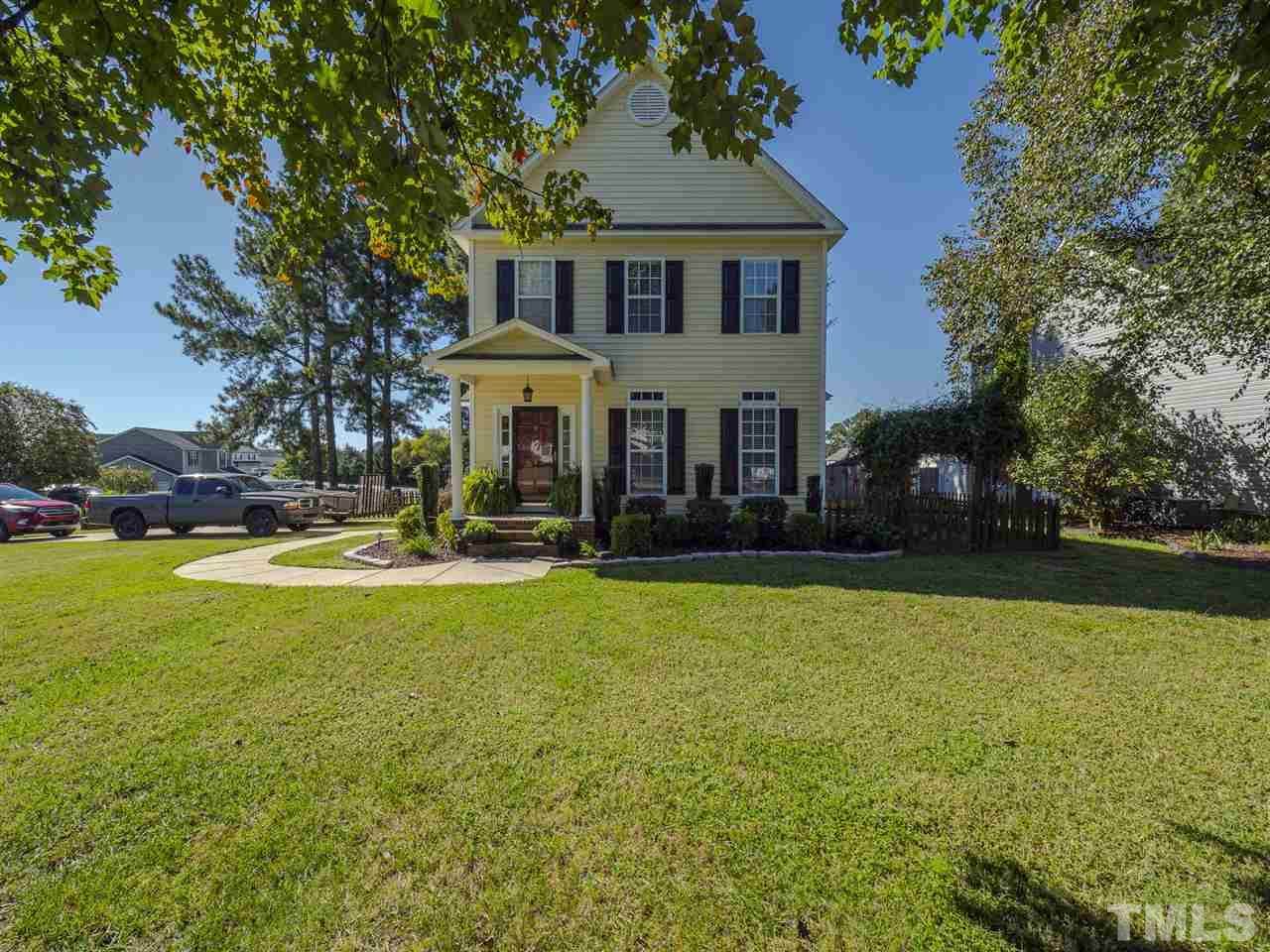 641 Commander Drive - Photo 1