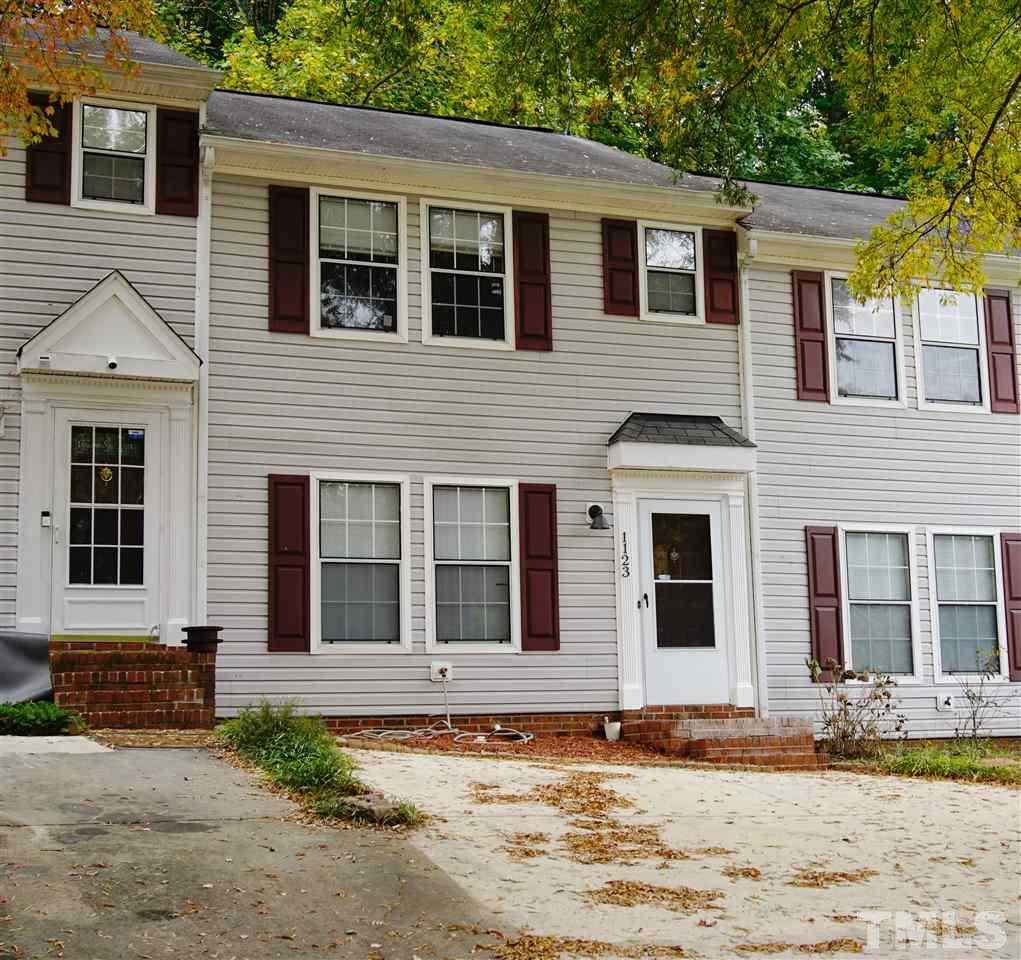 1123 Villa Green Court - Photo 1