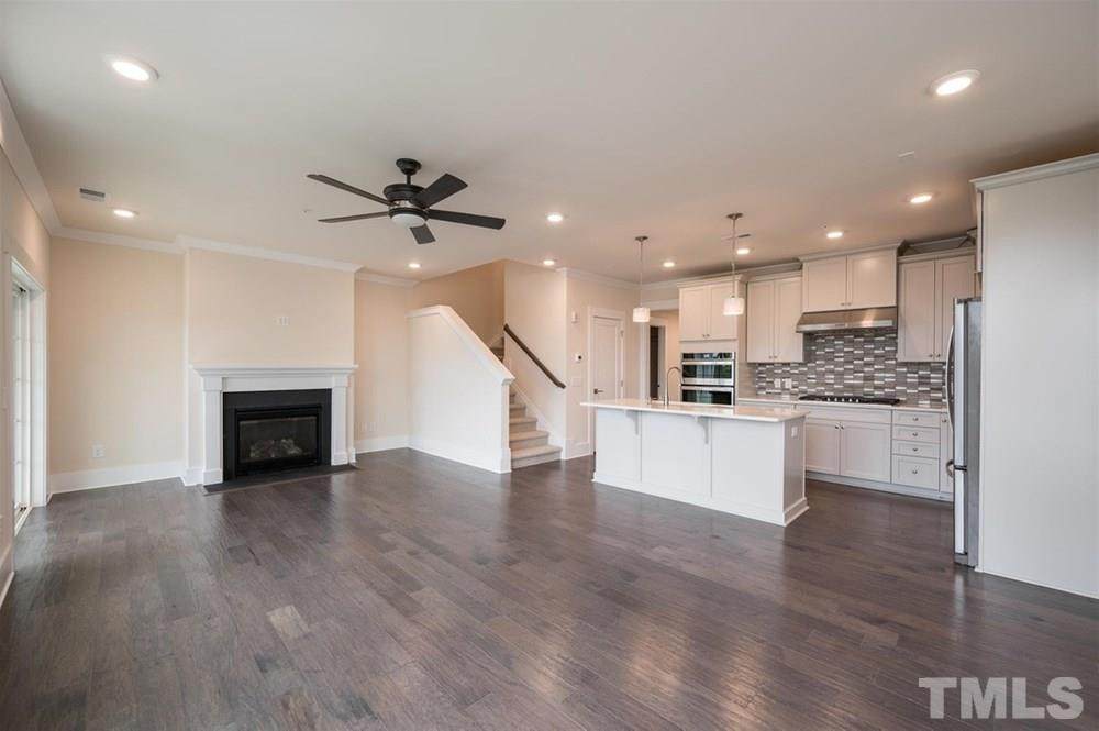 10530 Sablewood Drive - Photo 1