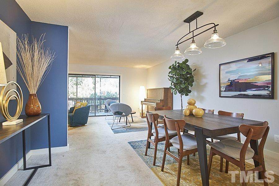 409 Fairoaks Circle - Photo 1