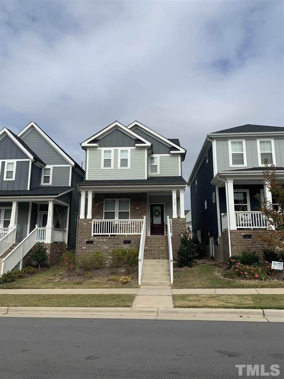 648 Groveview Wynd - Photo 1