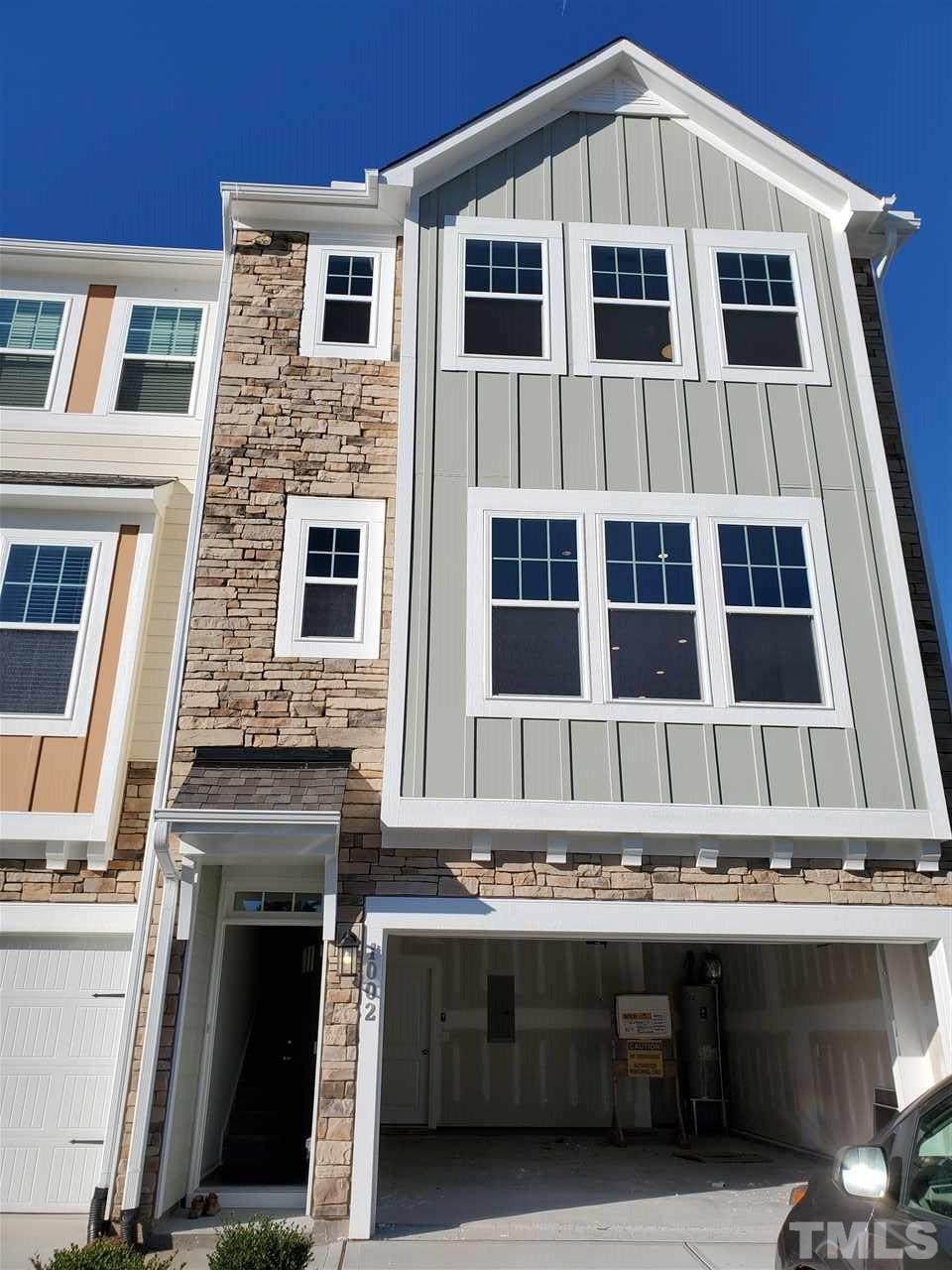 1002 Freeport Drive - Photo 1