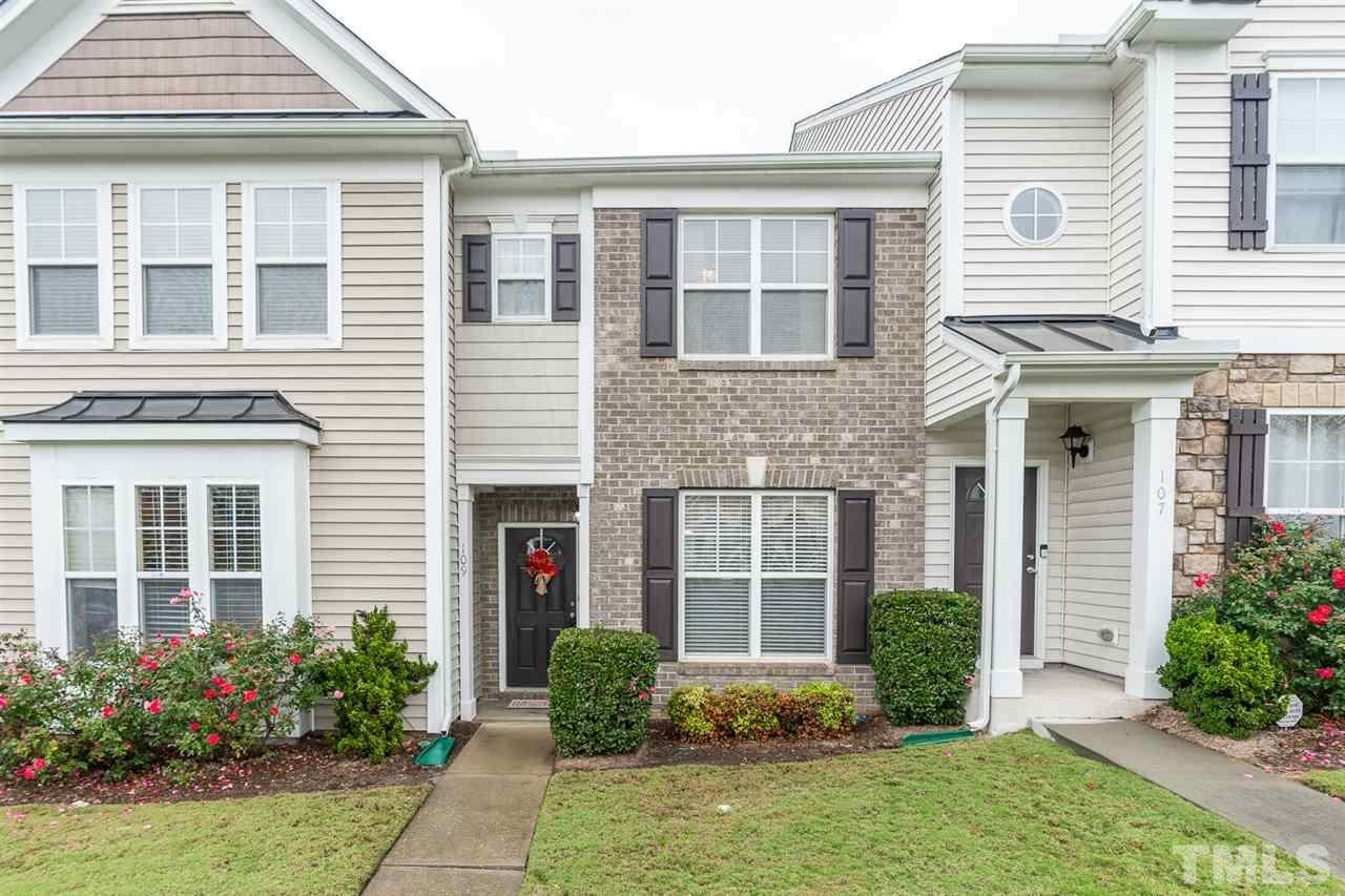 100 Stratford Lakes Drive - Photo 1