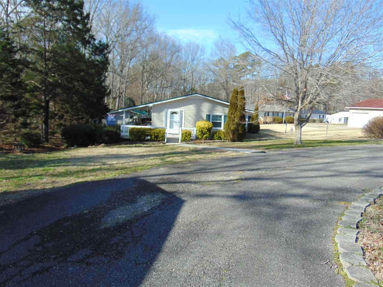 93 Hummingbird Lane - Photo 1