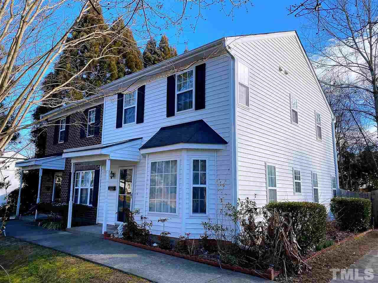 218 Waldo Street - Photo 1