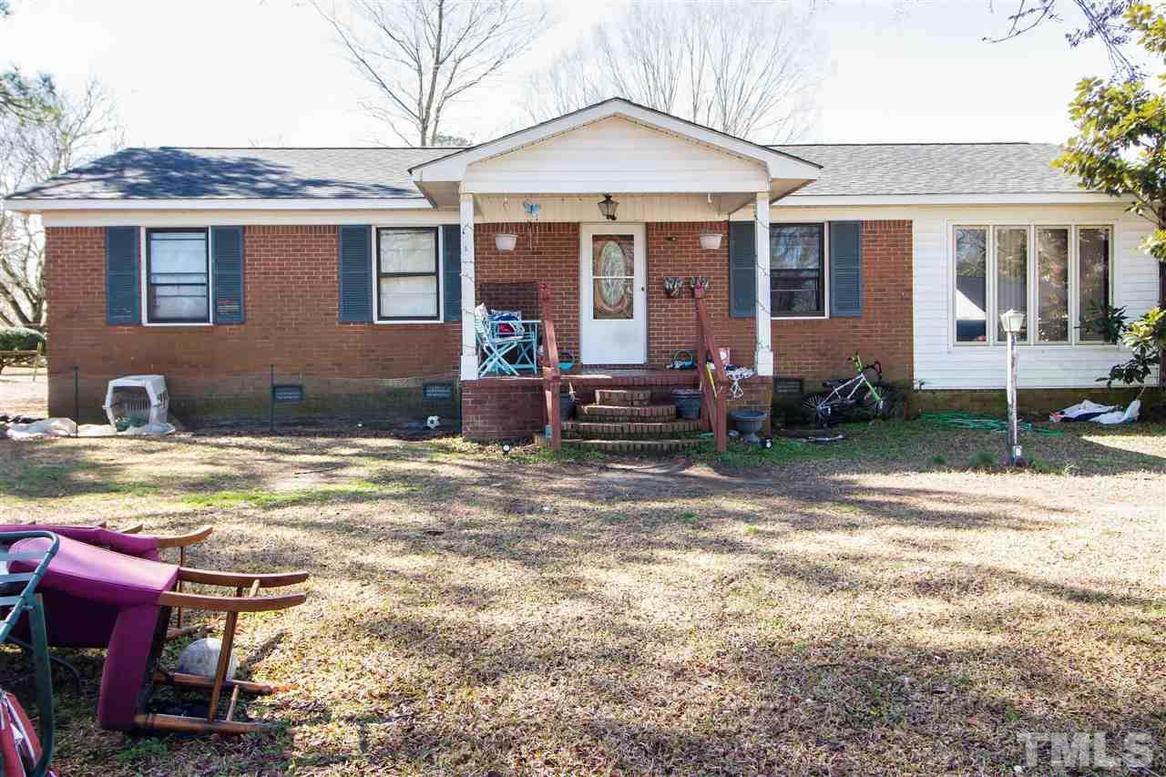 402 Duke Street - Photo 1