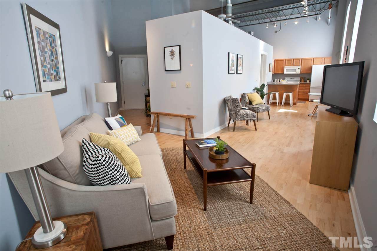 700 Market Street - Photo 1