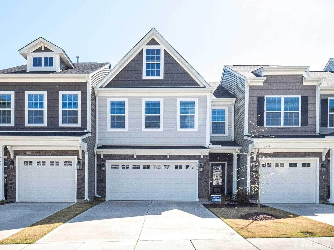 560 Barneswyck Drive - Photo 1