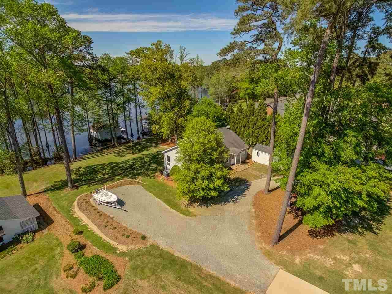 126 Autumn Drive - Photo 1