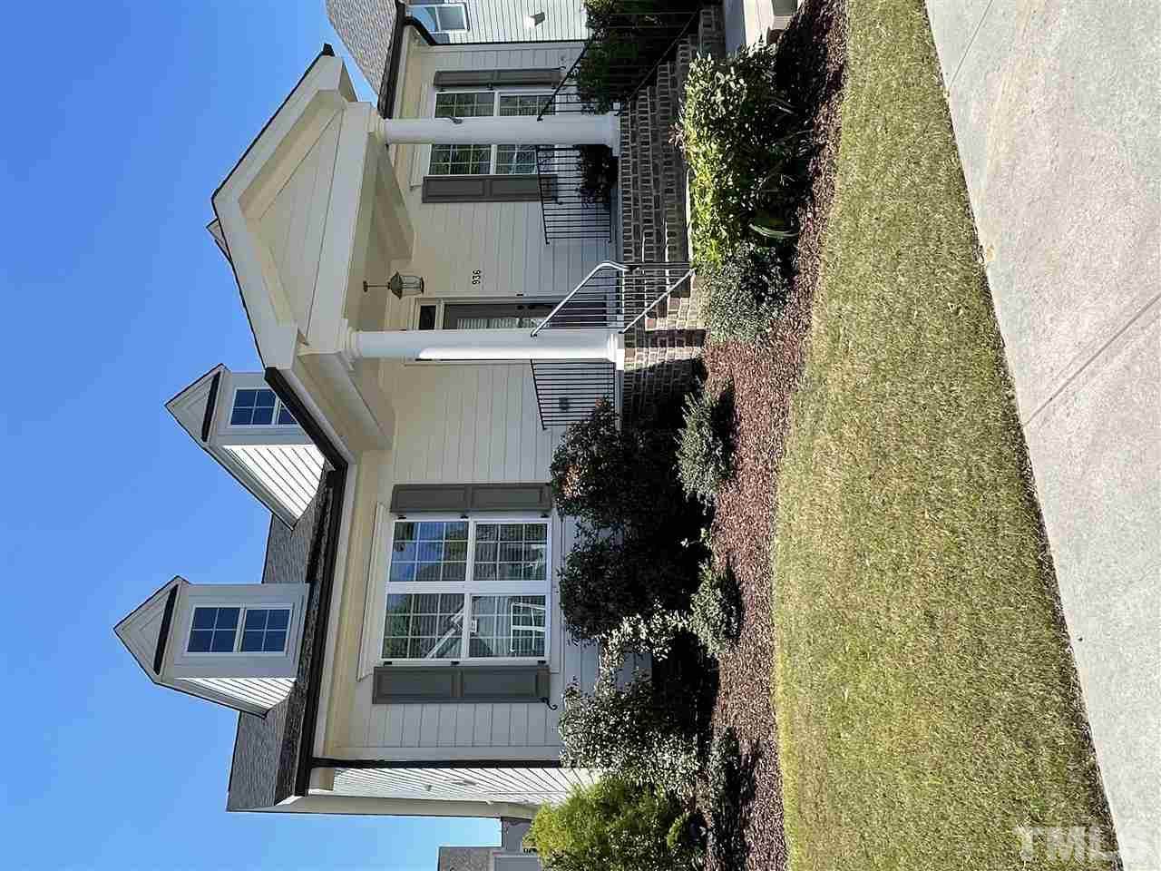 936 Groveview Wynd - Photo 1