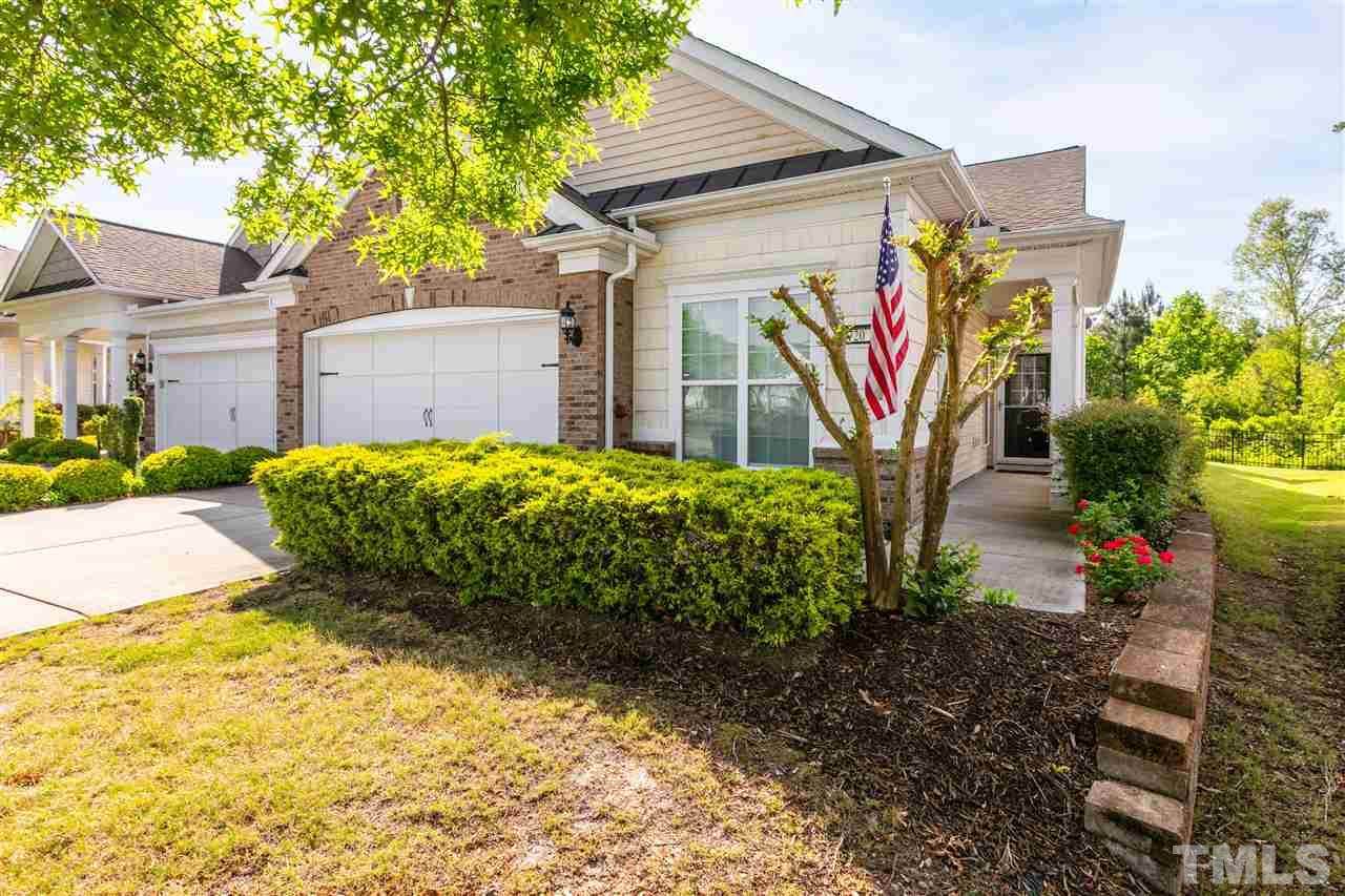 720 Hornchurch Loop - Photo 1