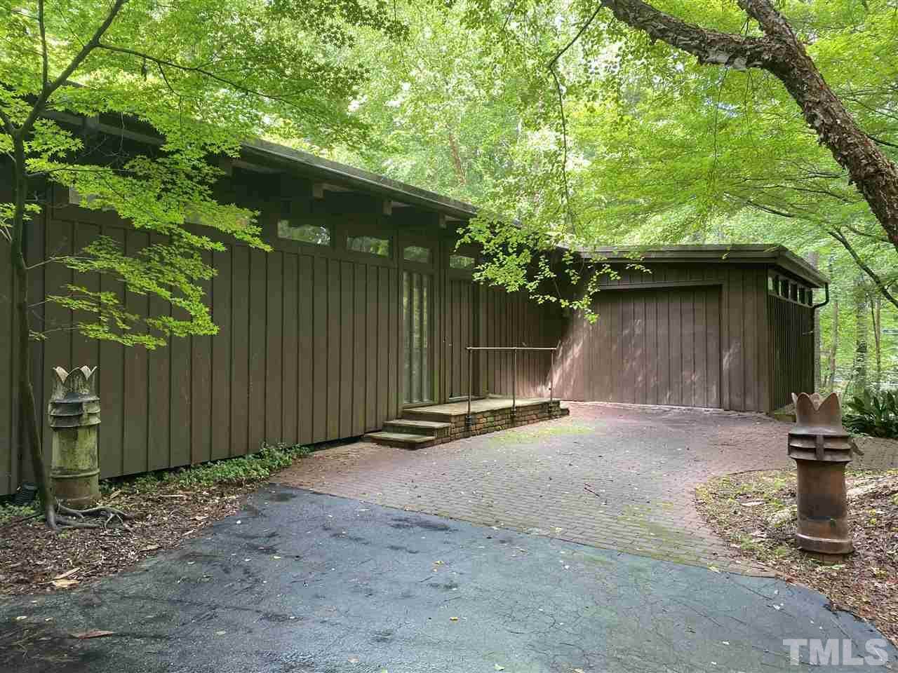 809 Shady Lawn Road - Photo 1