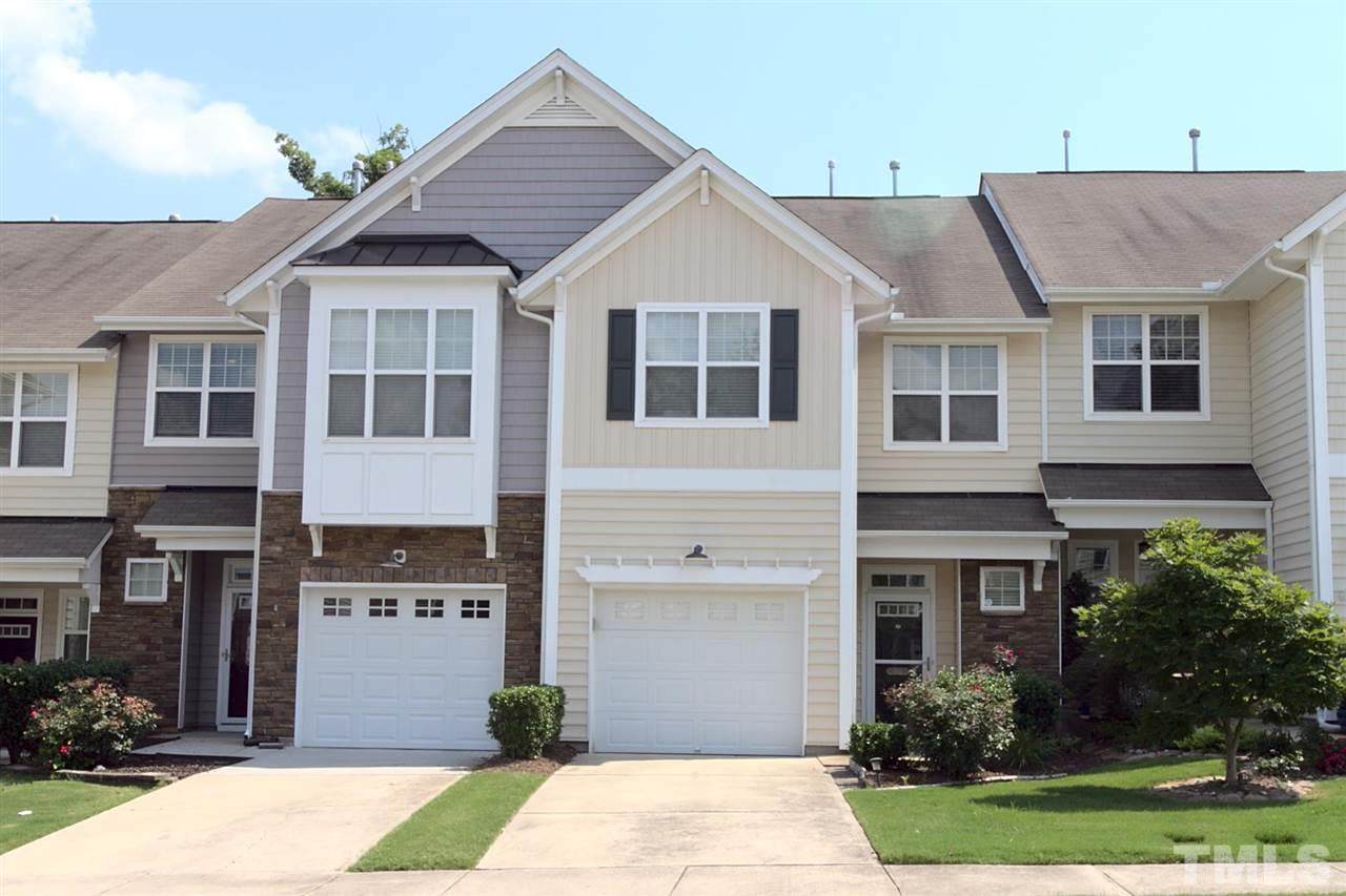 104 Suffolk Green Lane - Photo 1