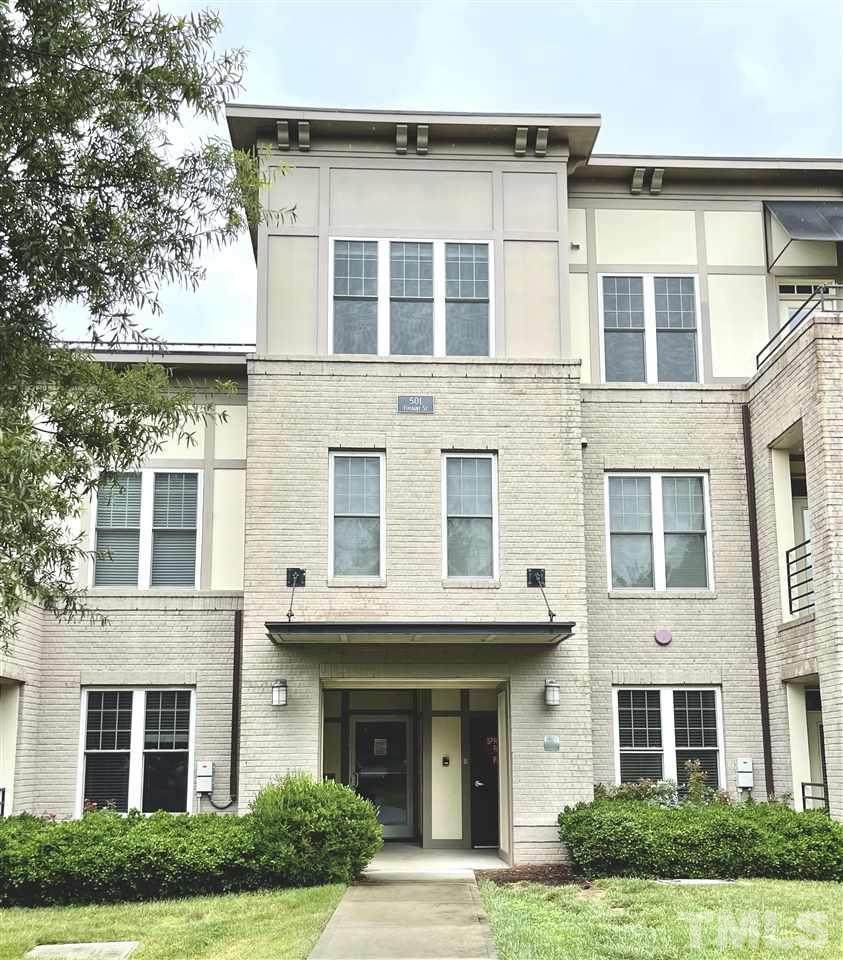 501 Finsbury Street - Photo 1