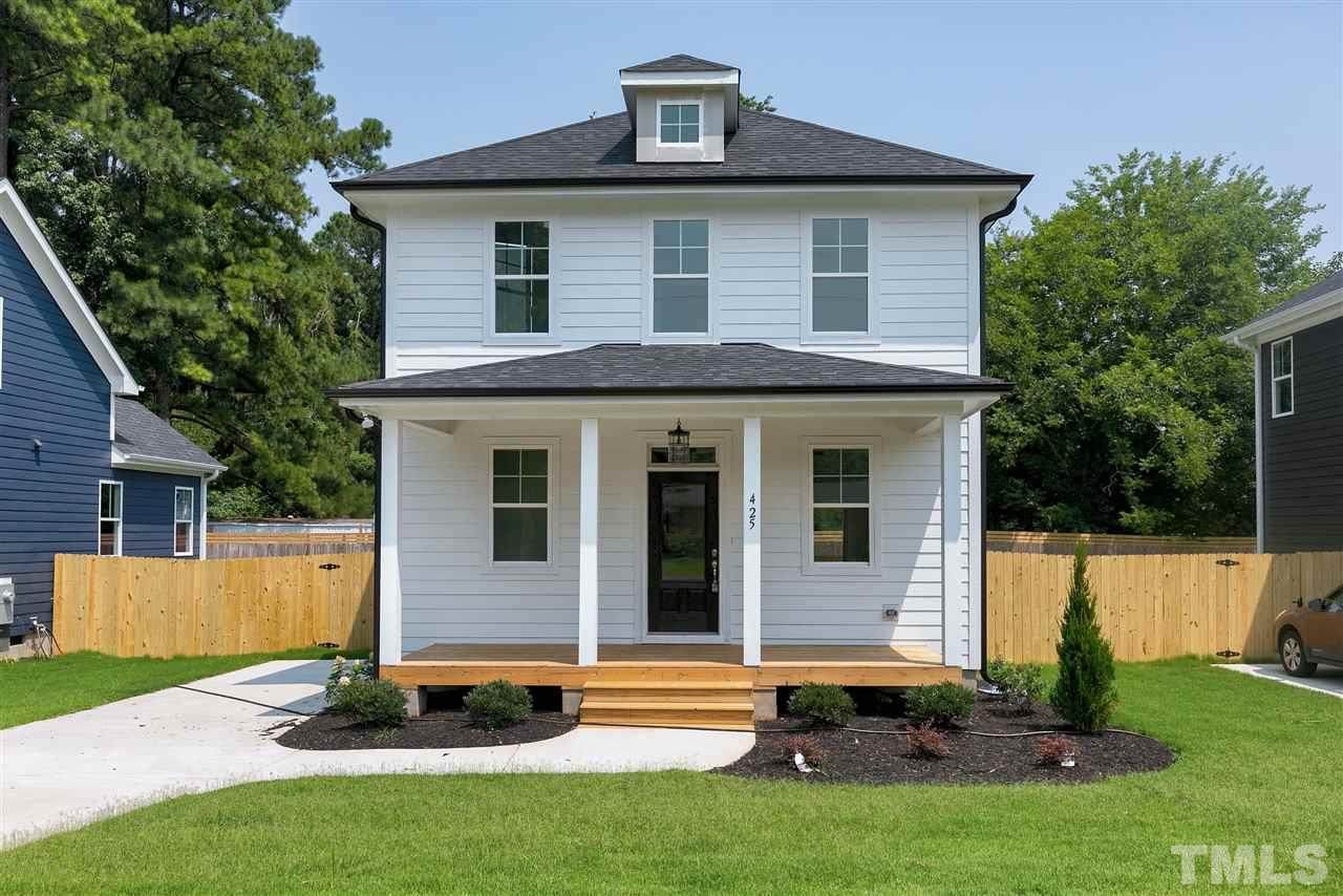 425 Como Drive - Photo 1