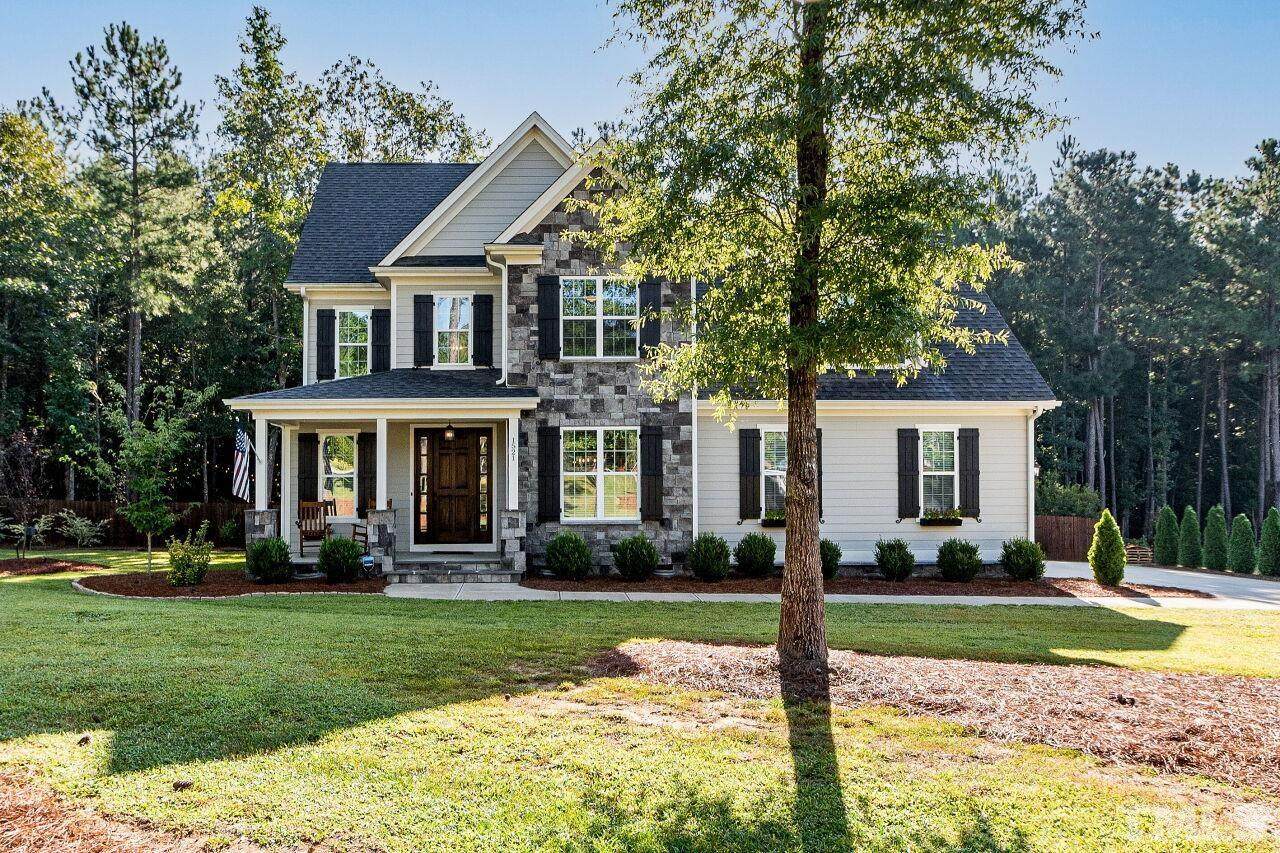 1521 Sweetwater Lane - Photo 1