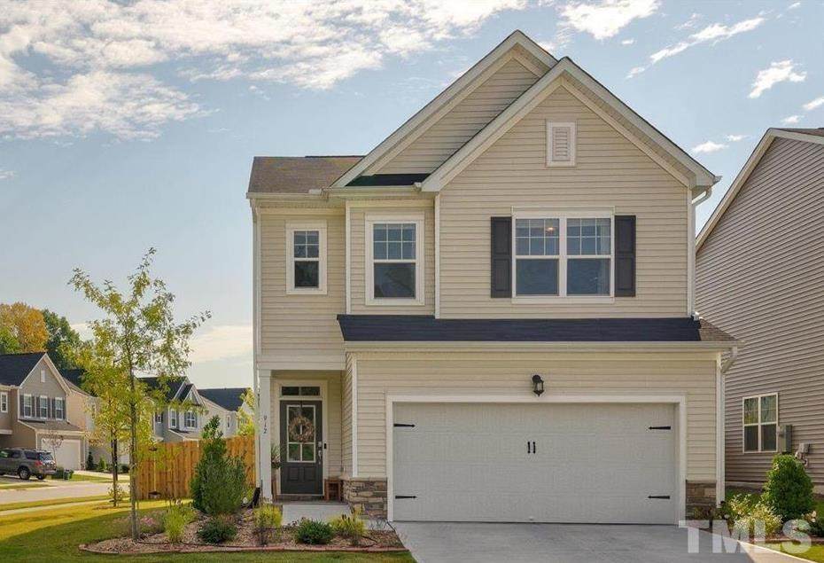 912 Holly Bluff Lane - Photo 1