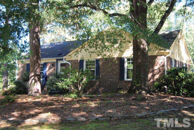 140 Montclair Circle - Photo 1