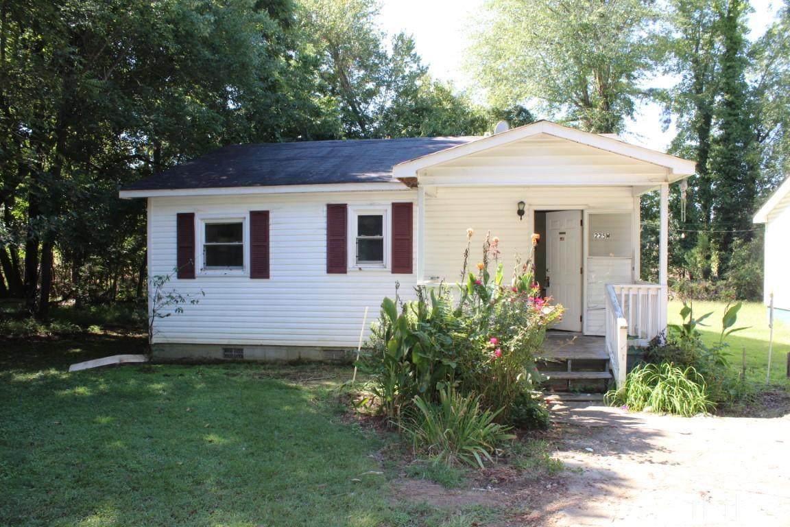 225 Hickory Avenue - Photo 1