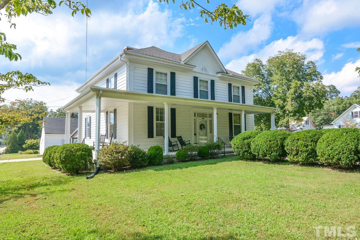 433 Eaton Avenue - Photo 1