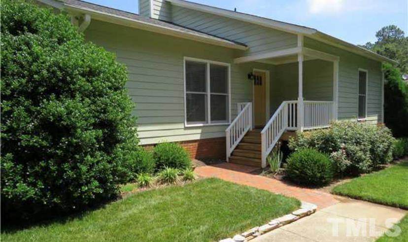 303 Abbey Lane - Photo 1