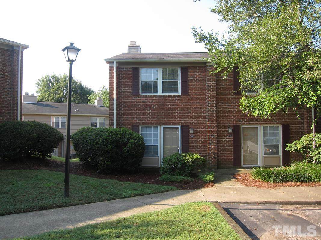 137 Coleridge Court - Photo 1