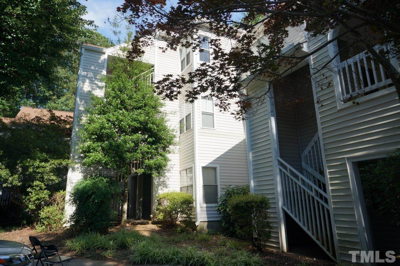 6120 Sunpointe Drive - Photo 1