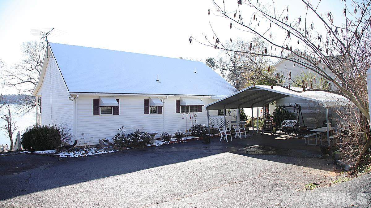 135 Wrays Court - Photo 1