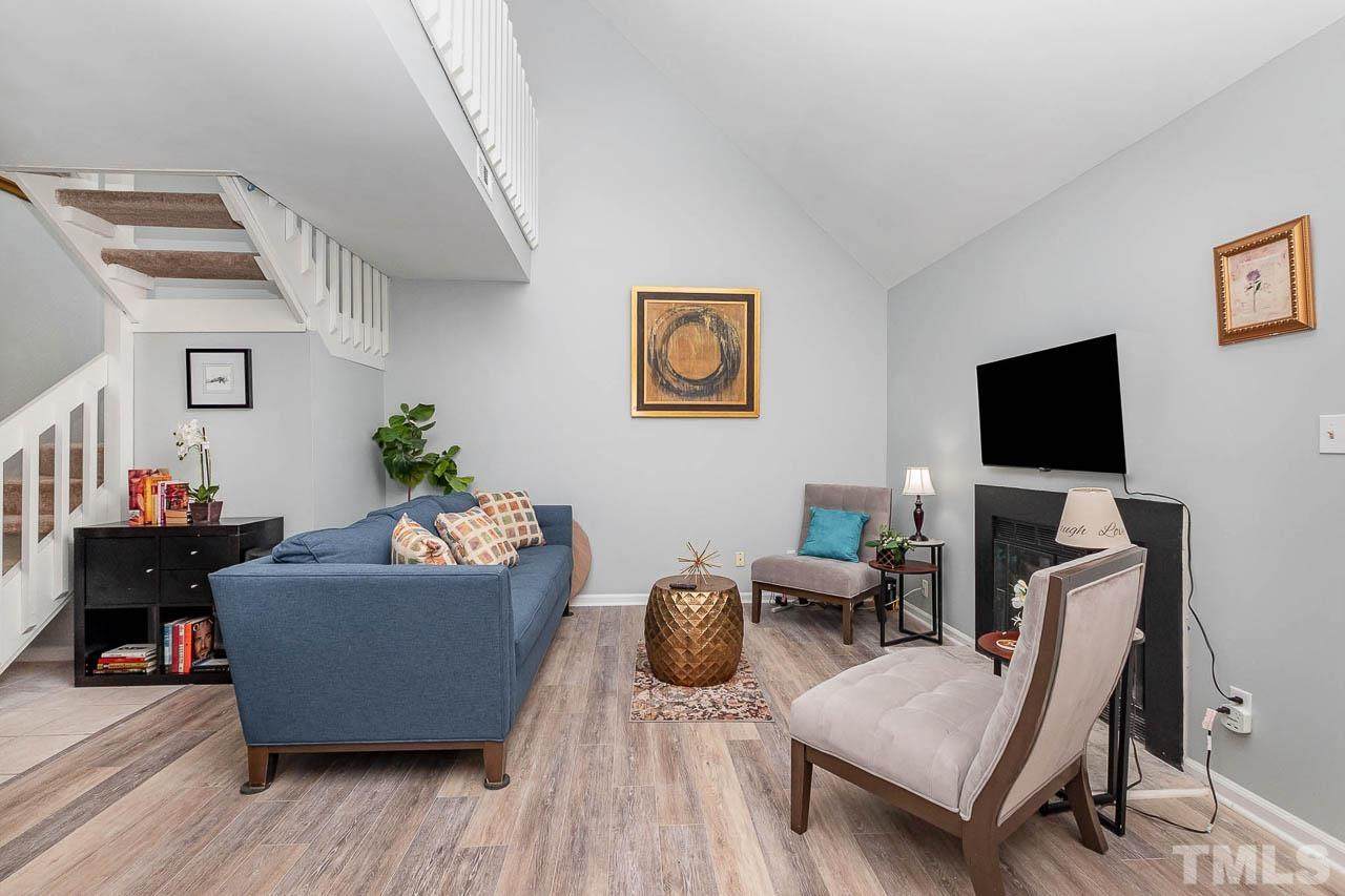 2100 Peppertree Street - Photo 1