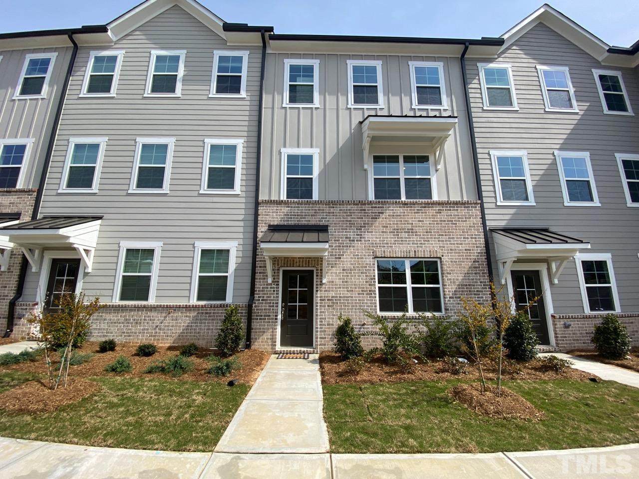 527 Bistre Drive - Photo 1