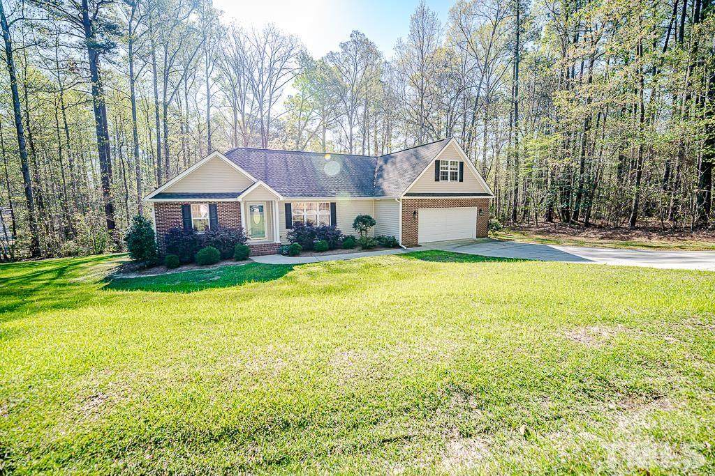 8038 Turnberry Circle - Photo 1