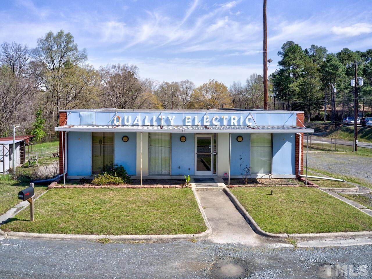 3033 Holloway Street - Photo 1