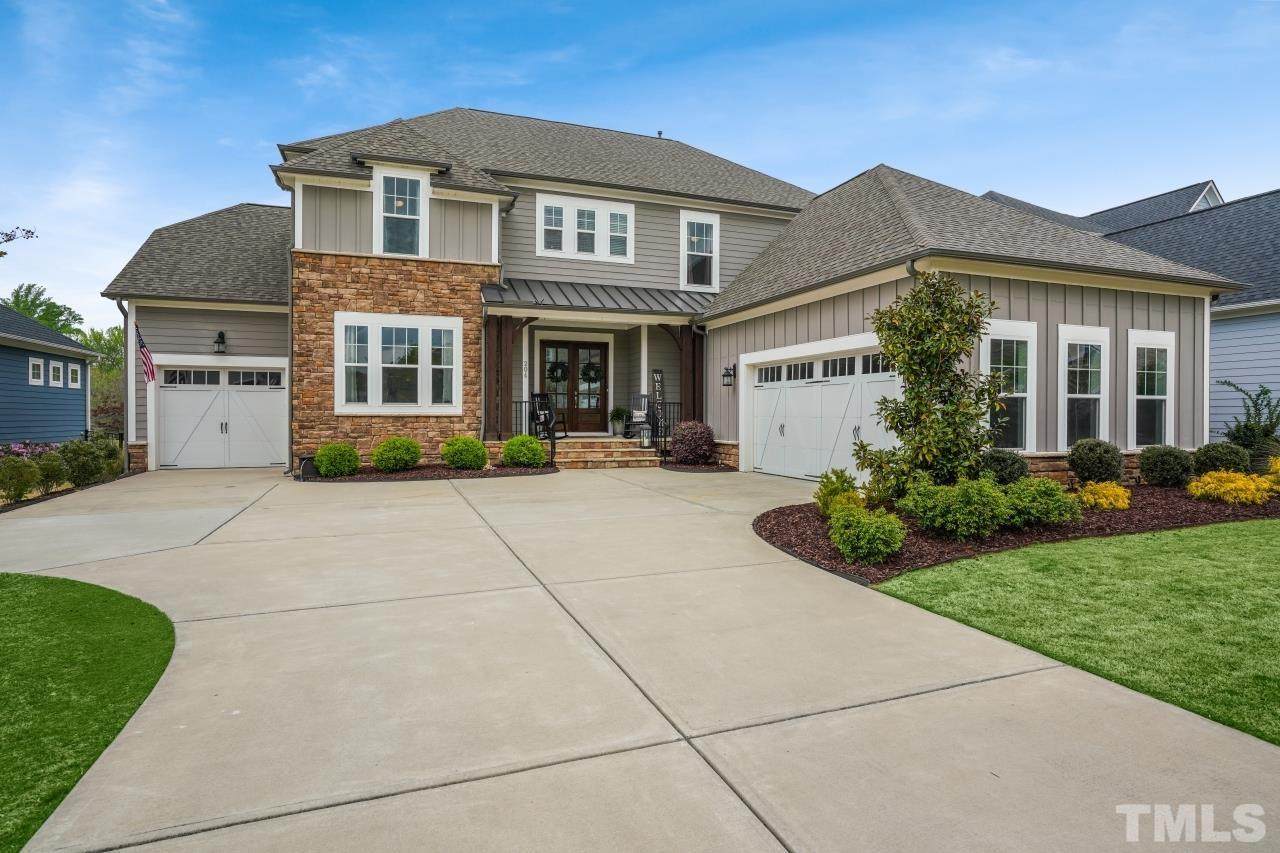 204 Coffee Bluff Lane - Photo 1