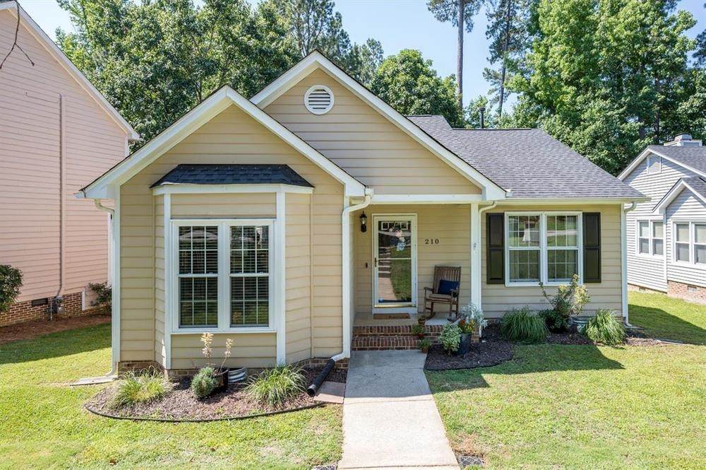 210 Wax Myrtle Court - Photo 1