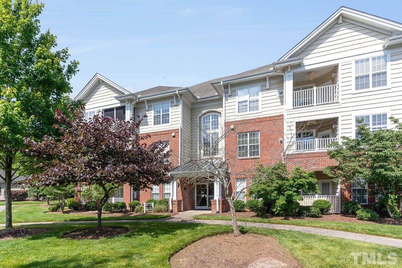1413 Arborgate Circle - Photo 1