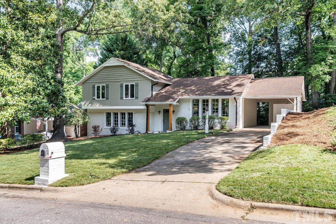 917 Hemingway Drive - Photo 1